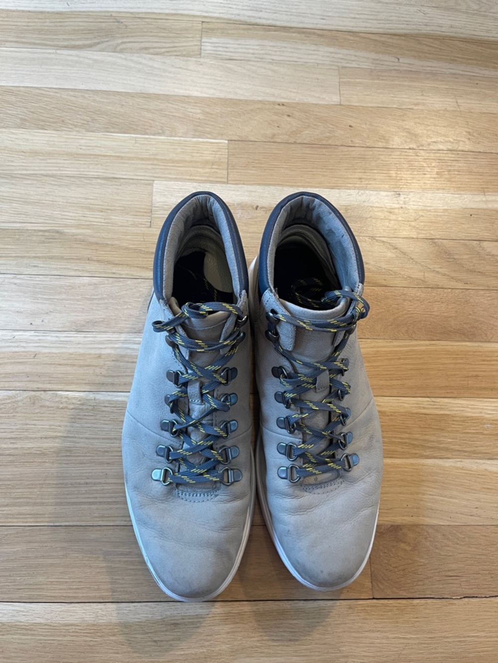 Cole Haan Men's Neutral Gray Casual Leather Sneakers - Lace-Up Comfort